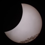 partielle-sofi-mit kondesnstreifen (1 von 1)