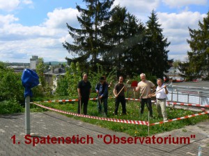 6 Mitglieder zum ersten Spatenstich